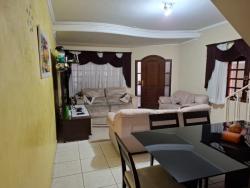 Casa para Venda em São José dos Campos - 4