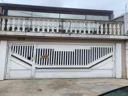 Casa para Venda em São José dos Campos - 2