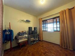 Casa para Venda em São José dos Campos - 3