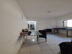 Casa para Venda em São José dos Campos - 2