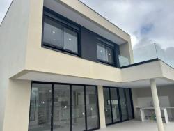 Casa em condomínio para Venda em São José dos Campos - 2