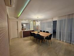 Apartamento para Venda em São José dos Campos - 2