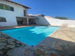 Casa para Venda em São José dos Campos - 3