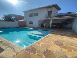 Casa para Venda em São José dos Campos - 4