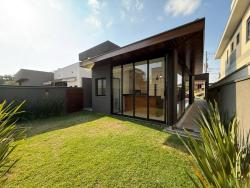 Casa em condomínio para Venda em Jacareí - 2