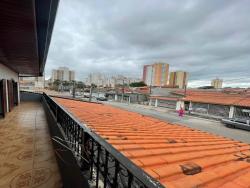 Casa para Venda em São José dos Campos - 3