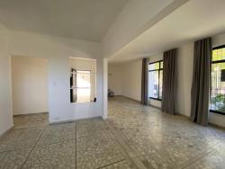 Casa para Venda em São José dos Campos - 3
