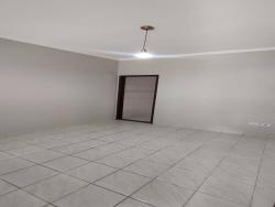 Casa para Venda em São José dos Campos - 3