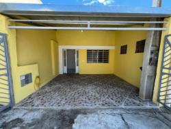 Casa para Venda em São José dos Campos - 4