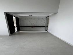 Casa para Venda em São José dos Campos - 4