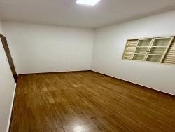 Casa para Venda em São José dos Campos - 5