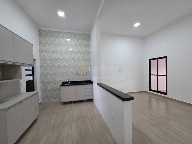 Casa para Venda em São José dos Campos - 3