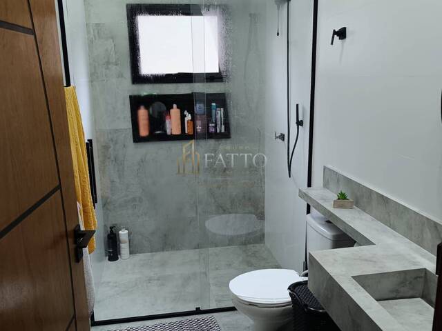 Casa para Venda em São José dos Campos - 3