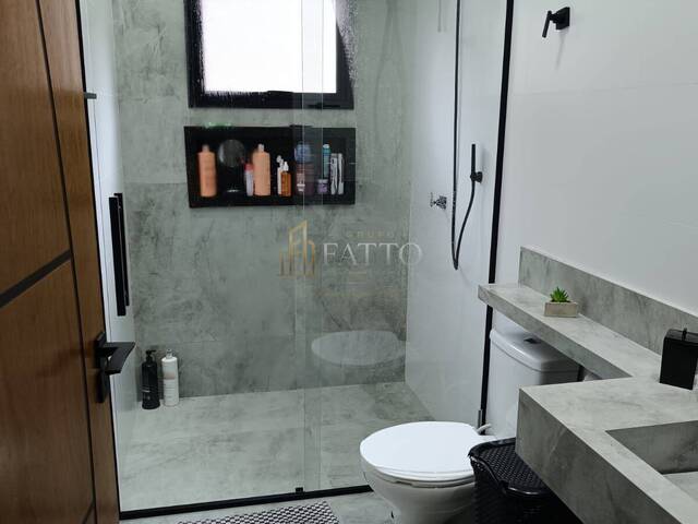 Casa para Venda em São José dos Campos - 5
