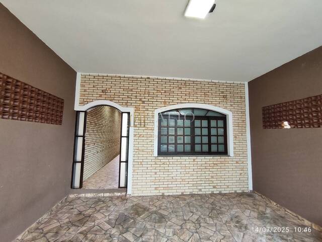 Casa para Venda em São José dos Campos - 3