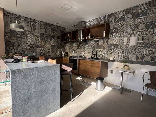 Casa para Venda em São José dos Campos - 4