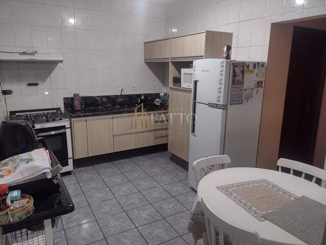 Casa para Venda em São José dos Campos - 4