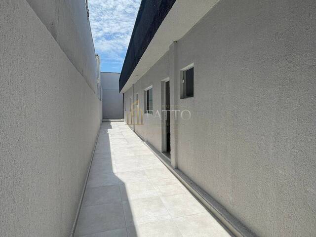 Casa para Venda em São José dos Campos - 2