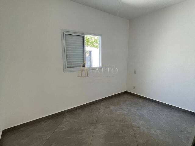 Casa para Venda em São José dos Campos - 4