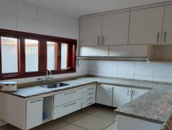 Casa para Venda em São José dos Campos - 4