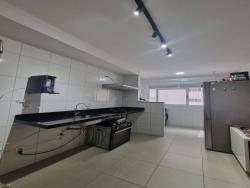 Casa para Venda em São José dos Campos - 5