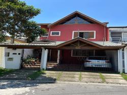 Venda em Loteamento Villa Branca - Jacareí