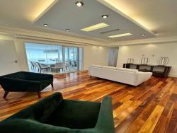Apartamento para Venda em São José dos Campos - 2