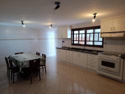 Casa para Venda em São José dos Campos - 4