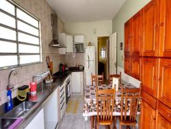 Casa para Venda em São José dos Campos - 4