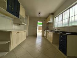 Casa para Venda em São José dos Campos - 3