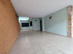 Casa para Venda em São José dos Campos - 2