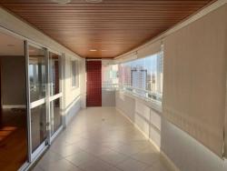 Apartamento para Venda em São José dos Campos - 2