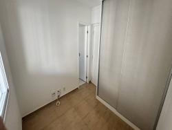Casa para Venda em São José dos Campos - 4