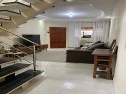 Casa para Venda em São José dos Campos - 2