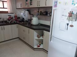 Casa para Venda em São José dos Campos - 4